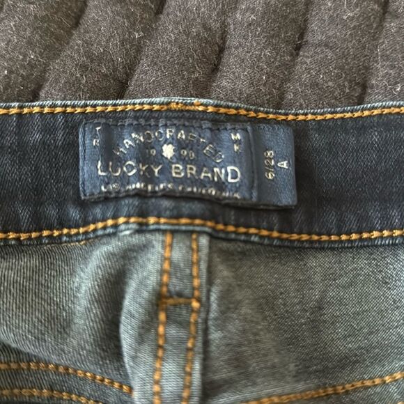 Lucky Jeans - Picture 6 of 8